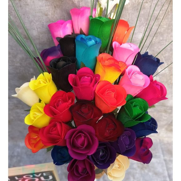 32 Assorted Half Open Bud Wooden Rose Bouquet. The Original Wooden Rose - Picture 4 of 9